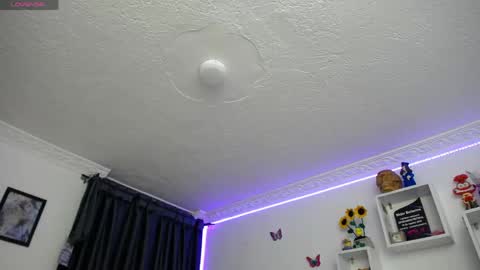 Snapshot of bonny_clyde_xx_ chatting on 14, 4, 2026 Soffy Brooks Independent model online show from 14, 4, 2026