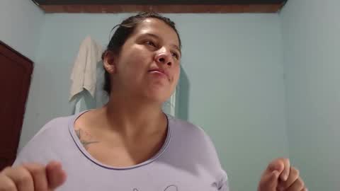 Luciana independent model online show from 23, 11, 2025