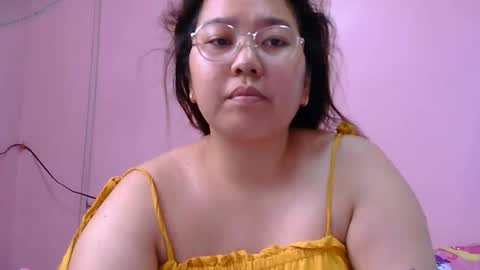 MommyMarie-Singlemom of 2. online show from 6, 5, 2026