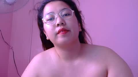 MommyMarie-Singlemom of 2. online show from 5, 7, 2026