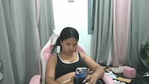 Snapshot of boobsypinay_zhein chatting on 18, 3, 2026 boobsypinay_zhein online show from 18, 3, 2026