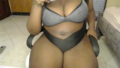 Snapshot of booby_candy chatting on 8, 1, 2025 booby_candy online show from 8, 1, 2025