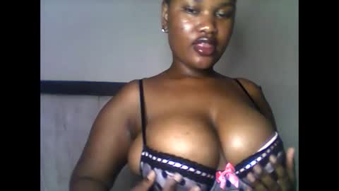 boobylicious012 online show from 25, 4, 2026