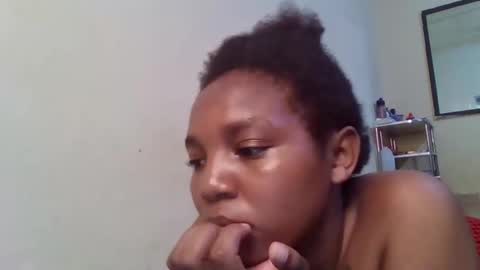 Snapshot of bootie_caramel chatting on 9, 11, 2025 bootie_caramel online show from 9, 11, 2025