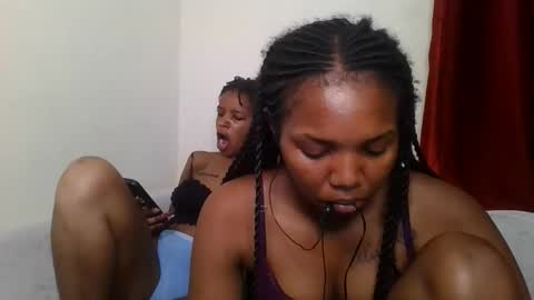 bootie_caramel online show from 30, 4, 2026