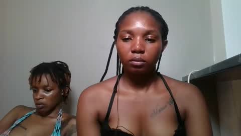 bootie_caramel online show from 25, 5, 2026