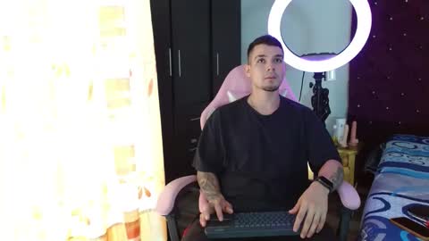 booyhott_ online show from 4, 11, 2025