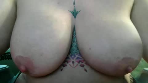 BoredCountryGirl online show from 19, 5, 2026