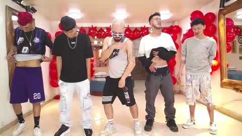 THOMAS AND DAMIAND online show from 9, 2, 2025