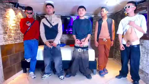 THOMAS AND DAMIAND online show from 23, 9, 2025