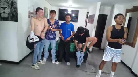 THOMAS AND DAMIAND online show from 4, 11, 2025