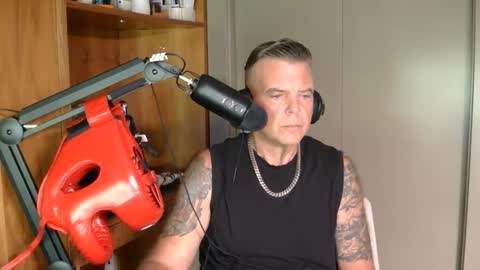 Snapshot of boss1420 chatting on 15, 9, 2025 BOSS online show from 15, 9, 2025