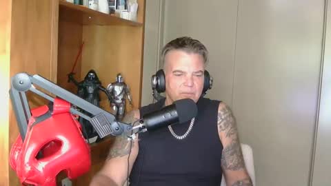 Snapshot of boss1420 chatting on 21, 10, 2025 BOSS online show from 21, 10, 2025