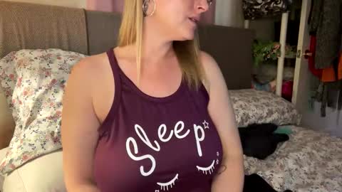 BossMom online show from 2, 1, 2025