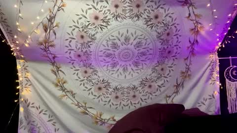 BossMom online show from 10, 2, 2025