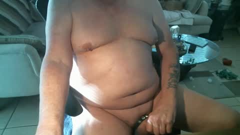 Snapshot of bottomguy33540 chatting on 2, 1, 2025 BAM online show from 2, 1, 2025