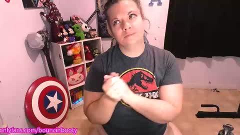 Pumpkin Butt online show from 11, 11, 2025