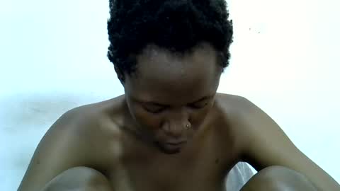 bouncy_vee online show from 20, 7, 2026
