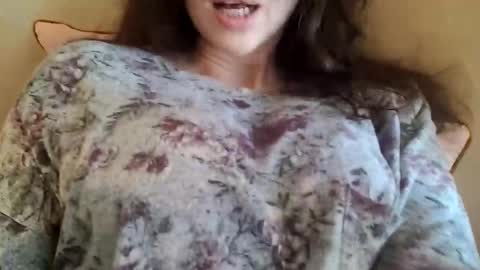 Bouncy Queen Majesty online show from 10, 2, 2025