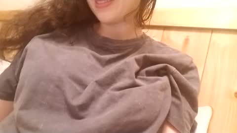 Bouncy Queen Majesty online show from 12, 9, 2025