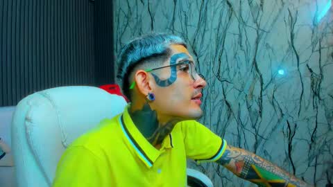 Snapshot of boy_tatto77 chatting on 7, 2, 2026 boy_tatto77 online show from 7, 2, 2026