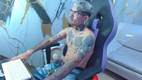 Snapshot of boy_tatto77 chatting on 12, 2, 2026 boy_tatto77 online show from 12, 2, 2026