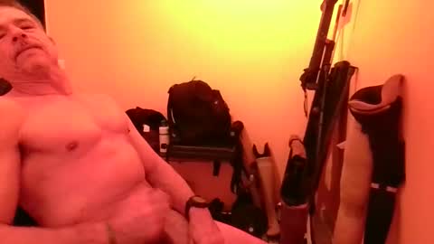 Snapshot of boyaroues chatting on 16, 12, 2025 boyaroues online show from 16, 12, 2025