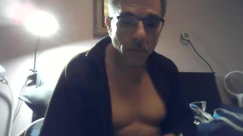 Snapshot of boyaroues chatting on 3, 3, 2026 boyaroues online show from 3, 3, 2026