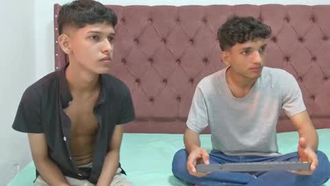 ALEX - TAYLER  -MIKE online show from 28, 2, 2025