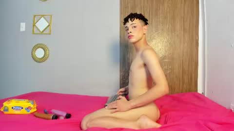 ALEX - TAYLER  -MIKE online show from 4, 7, 2026