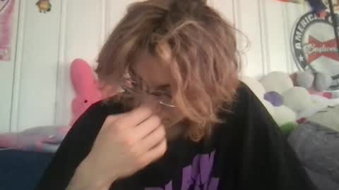 Snapshot of boywithbug chatting on 27, 2, 2025 boywithbug online show from 27, 2, 2025