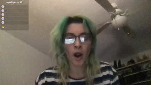 Snapshot of boywithbug chatting on 15, 9, 2025 boywithbug online show from 15, 9, 2025