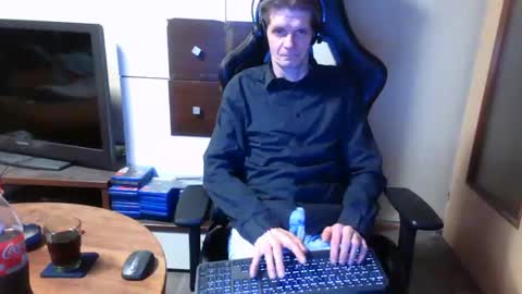 bponie1 online show from 4, 12, 2024