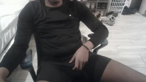 Snapshot of bquen400 chatting on 9, 3, 2026 bquen400 online show from 9, 3, 2026