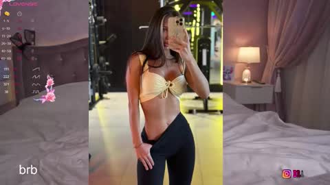 Snapshot of brabuss_ chatting on 5, 12, 2025 Lana online show from 5, 12, 2025