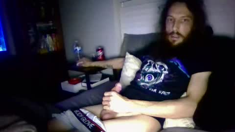 Snapshot of brad1989musiclife chatting on 23, 12, 2025 GuitarBrad1989 online show from 23, 12, 2025