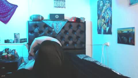 brad hot boy online show from 3, 10, 2025