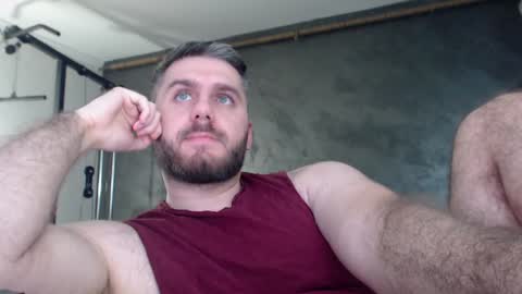 Snapshot of brad_pittfall chatting on 5, 1, 2025 ask me online show from 5, 1, 2025