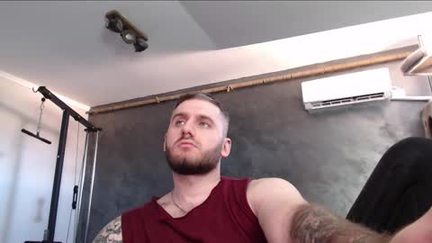 Snapshot of brad_pittfall chatting on 15, 9, 2025 ask me online show from 15, 9, 2025