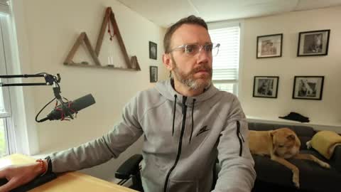 Snapshot of bradbronton chatting on 11, 5, 2026 BradBronton online show from 11, 5, 2026
