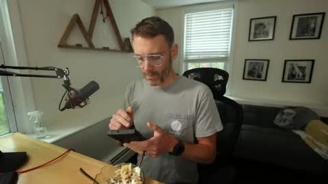 Snapshot of bradbronton chatting on 24, 5, 2026 BradBronton online show from 24, 5, 2026