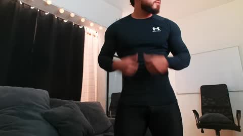 Bradley Martinez online show from 24, 12, 2024