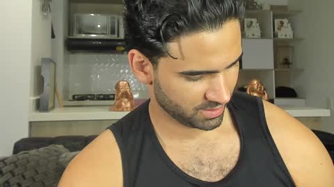 bradleymartin7 online show from 29, 1, 2025