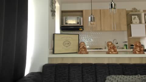 bradleymartin7 online show from 1, 2, 2025