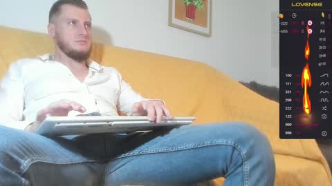 Snapshot of bradryder__ chatting on 17, 12, 2024 Call me Alex online show from 17, 12, 2024