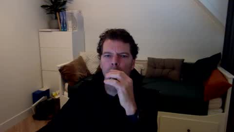Snapshot of bram1944972145 chatting on 2, 12, 2024 Bram online show from 2, 12, 2024
