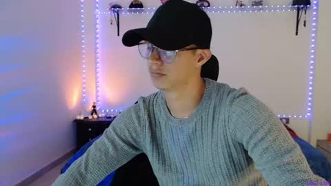 Snapshot of brandon_starkk chatting on 7, 7, 2026 brandon_starkk online show from 7, 7, 2026