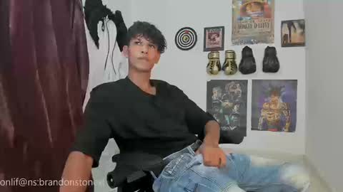 Snapshot of brandonstonexl chatting on 12, 9, 2025 Brandon Stone online show from 12, 9, 2025