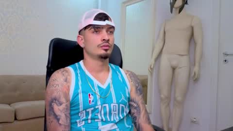 Snapshot of brandontatex chatting on 18, 5, 2026 BrandonTateX online show from 18, 5, 2026