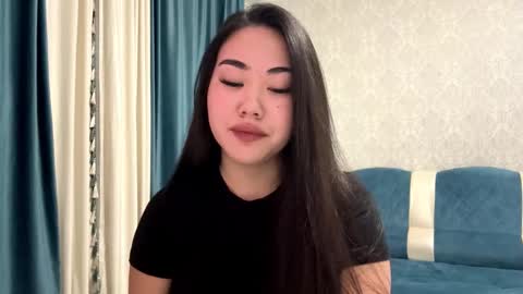 Aypril   online show from 19, 10, 2025